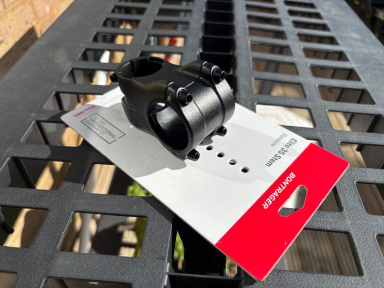 Bontrager Elite 35 Stem – 45mm Length / 0° Rise (35mm Clamp) – MINT CONDITION