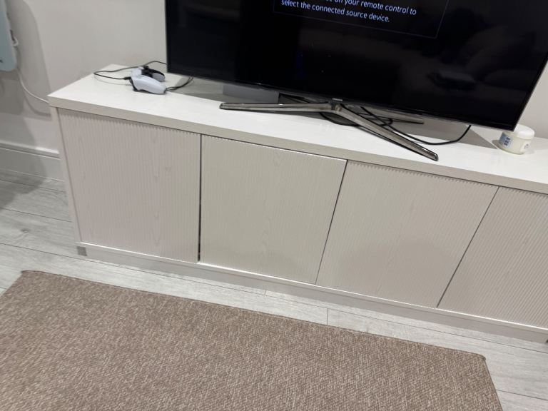 TV stand up to 70 inches