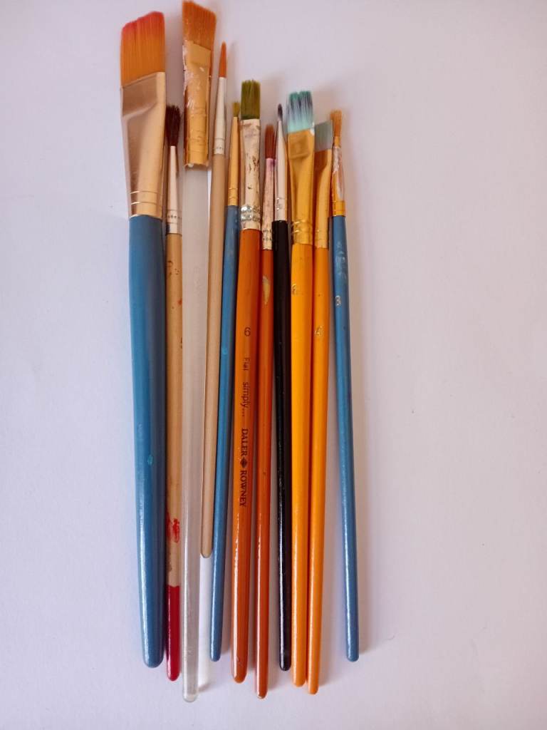 Crafting Paintbrushes x 11 - READ DESCRIPTION