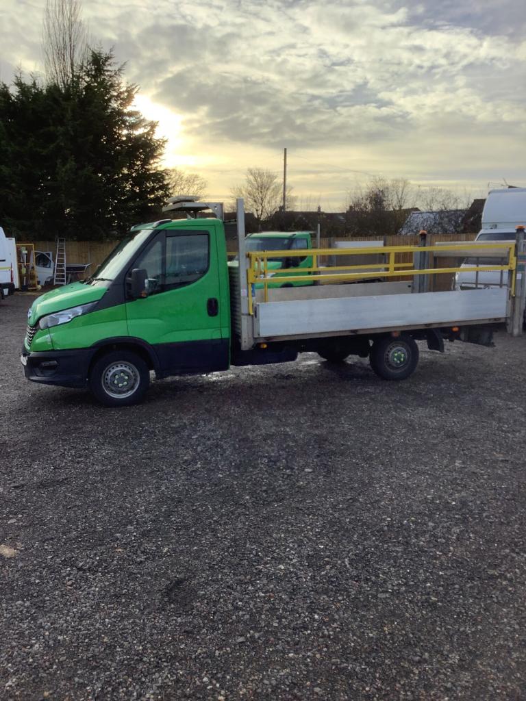2020 Iveco Daily 2.3 pickup LWB drop side  tail lift automatic  CHASSIS CAB Diesel Automatic