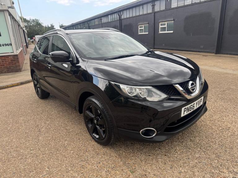 2016 Nissan Qashqai 1.2 DiG-T N-Connecta 5dr HATCHBACK PETROL Manual