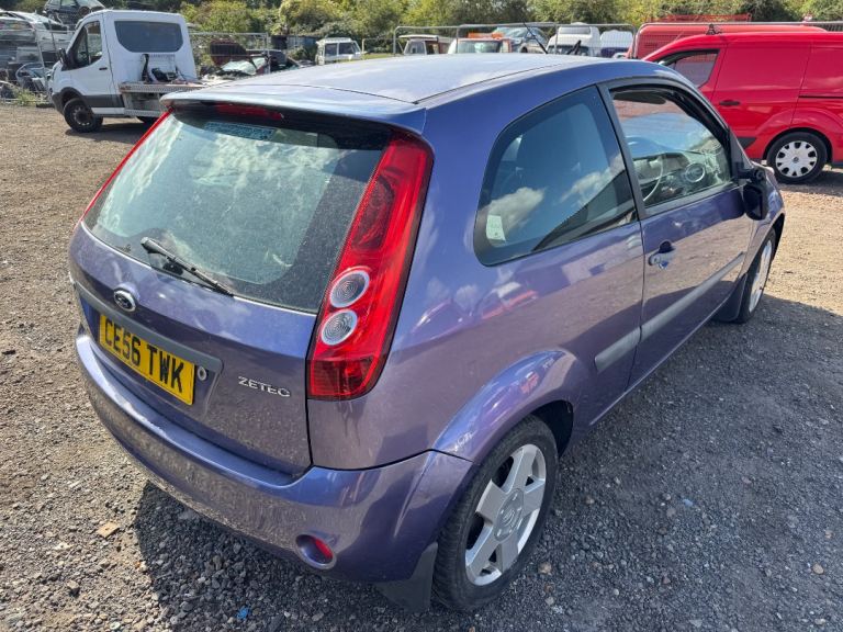 Ford fiesta mk6 1.25 2007 purple BREAKING FOR PARTS