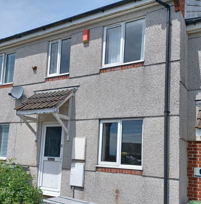 2 Bed House with allocated parking space. Kings Tamerton. 