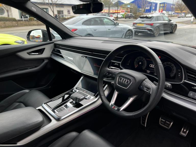 2024 Audi Q7 3.0 TFSI V6 55 Black Edition SUV 5dr Petrol Tiptronic quattro Euro 6 (s/s)  ESTATE P...