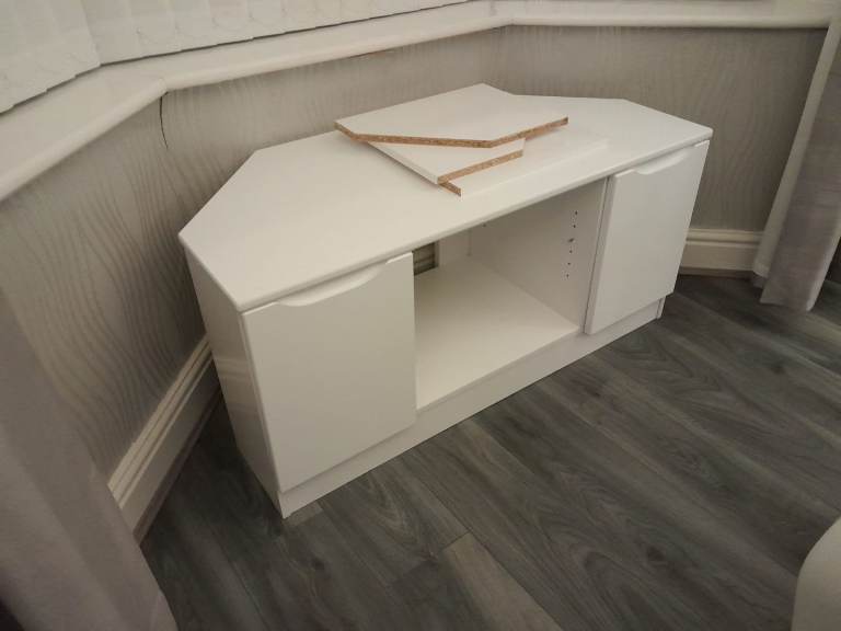 High gloss white corner tv cabinet 