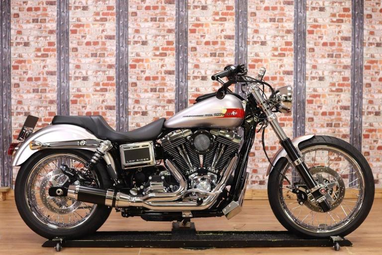 2017 HARLEY DAVIDSON FXDL DYNA LOW RIDER 107 ci GTO - 619 MILES - STUNNING!