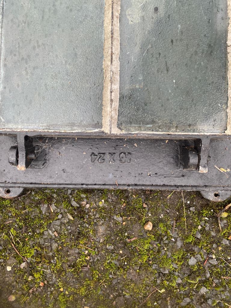 Vintage ROOFING Skylight 