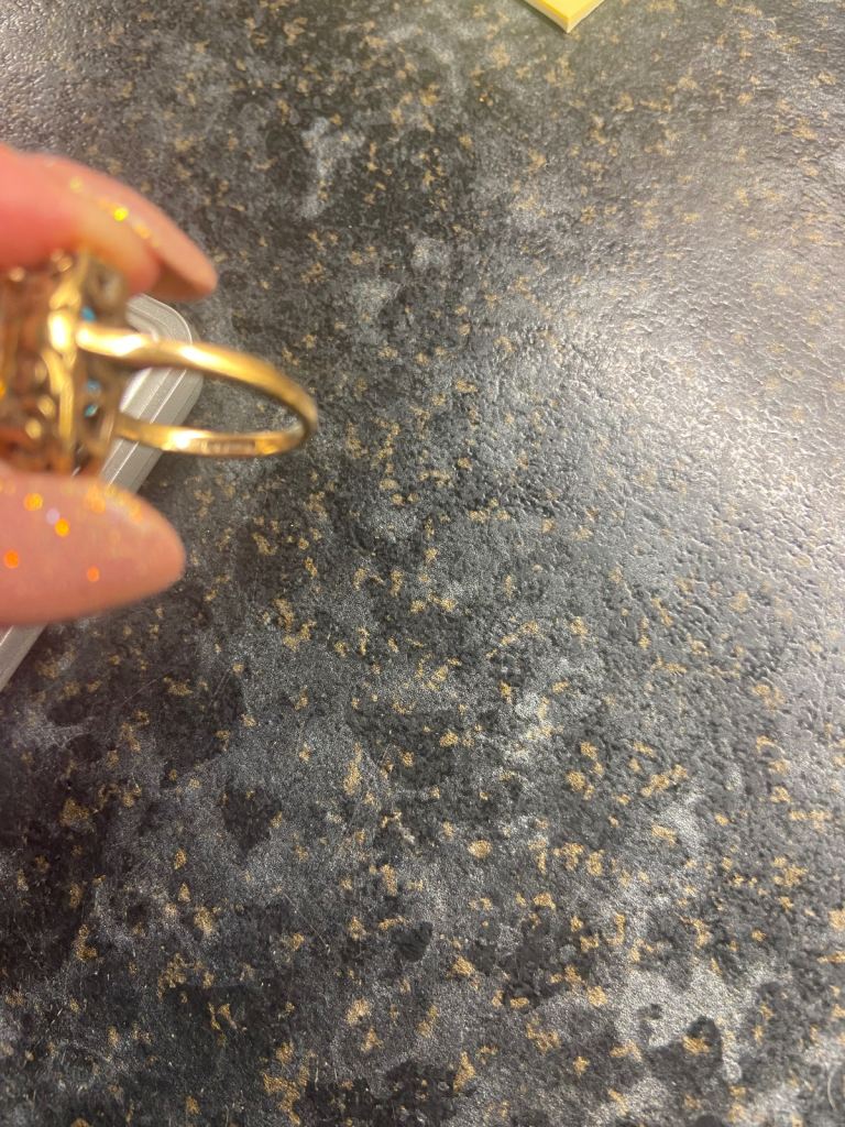 9ct Rose Gold & Citrine large, heavy vintage ring. Size M weight 6.7g coll/del only