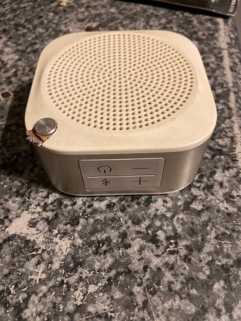 JVC Portable Bluetooth Speaker – White and Silver, Good Condition