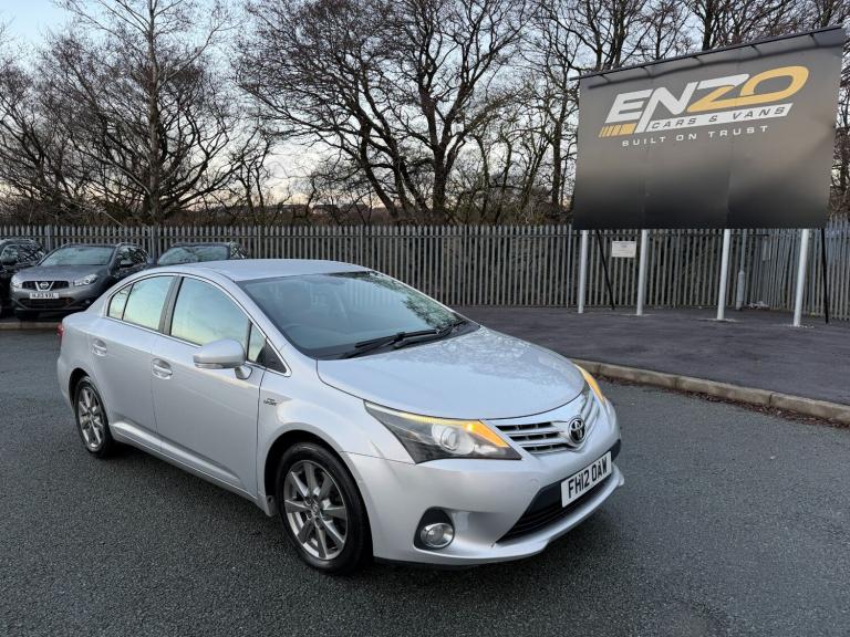 2012 12 REG TOYOTA AVENSIS TD4 2.2 DIESEL AUTOMATIC SILVER SALOON 