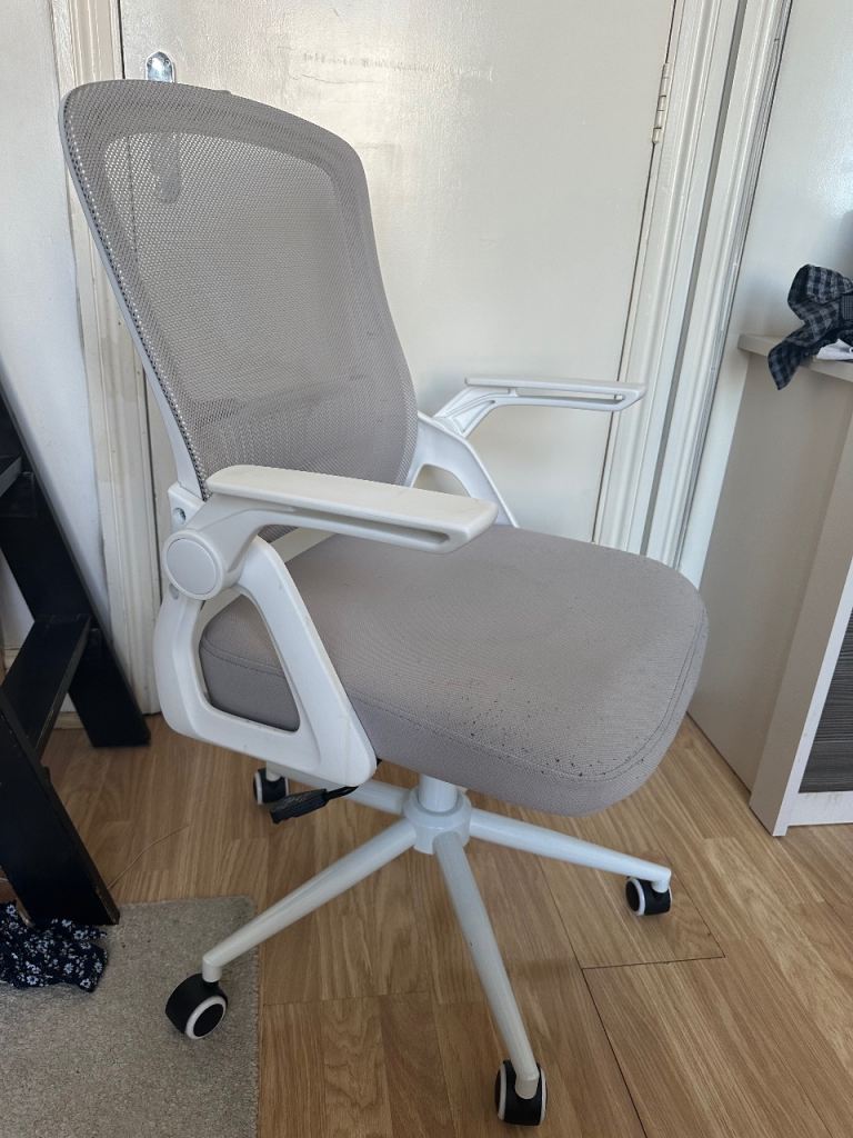 Grey Fabric Office Chair with Mesh Back – Good Condition
