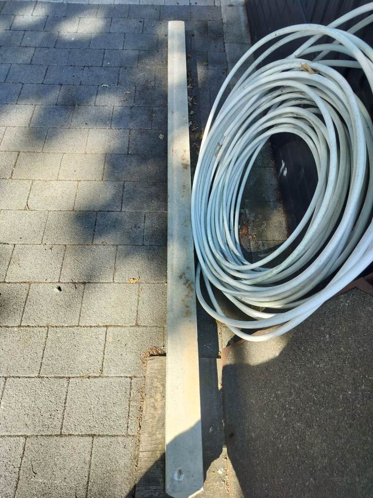 New concrete slotted fence post for sale