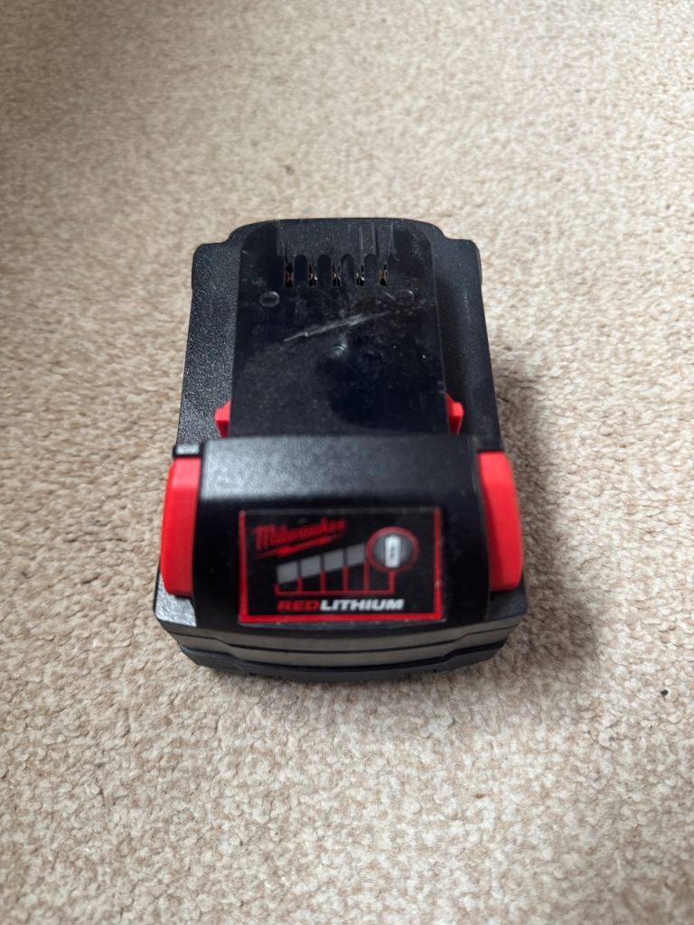 Milwaukee M18B5 5.0Ah REDLITHIUM Battery – Good Condition