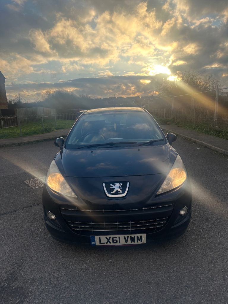 Peugeot, 207, Hatchback, 2011, Manual, 1398 (cc), 5 doors