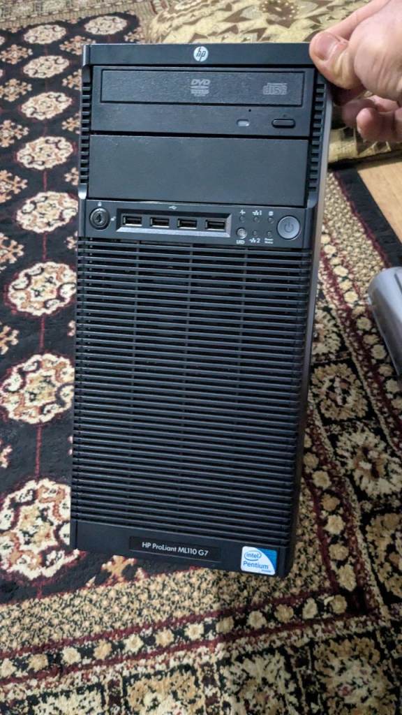 Hp ProLiant ML110 G7 server, 2gb ram. No hard drive
