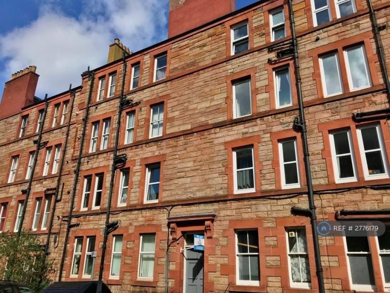 1 bedroom flat in Ritchie Place, Edinburgh, EH11 (1 bed) (#2776179)