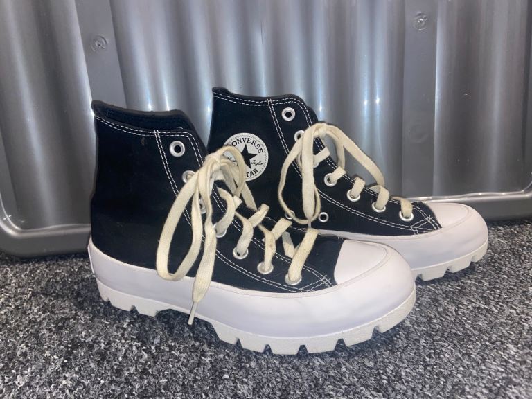 Chuck Taylor converse