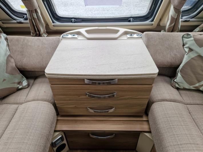 2017 Sprite Quattro FB Used Caravan