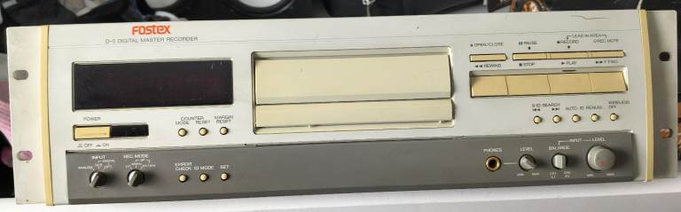Fostex D-5 Digital Master Recorder - Fair Condition