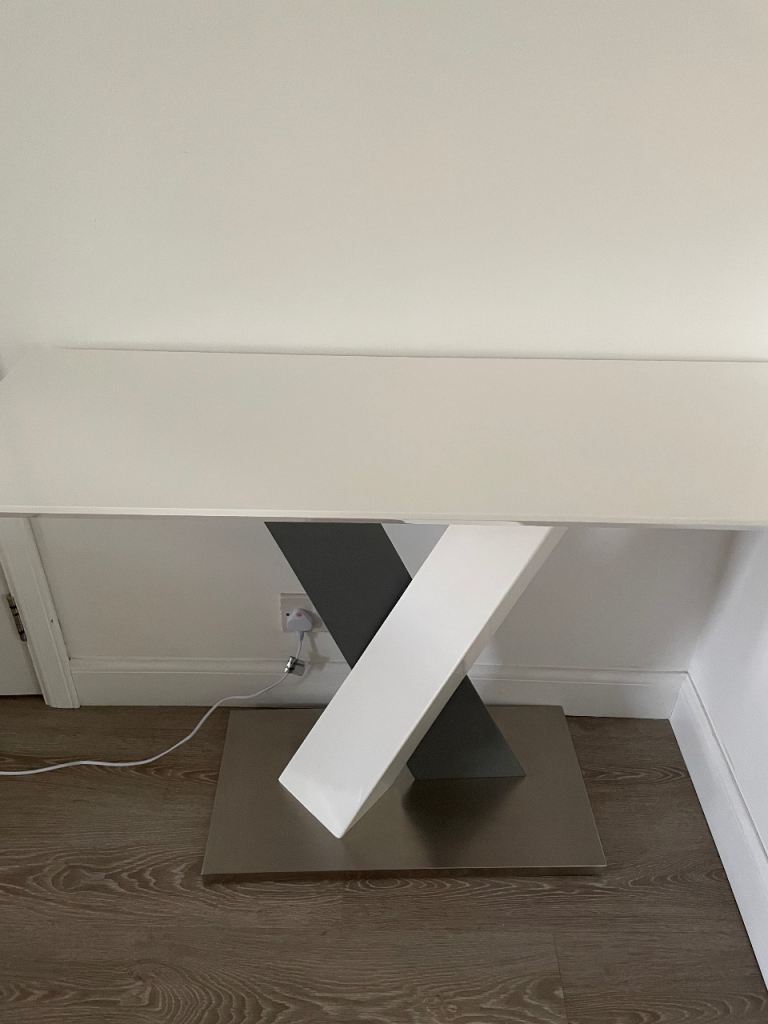 Modern Console Table - White and Grey