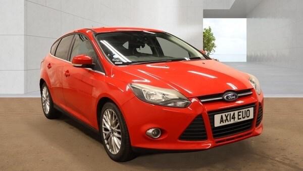 2014 FORD FOCUS 1.0 ECOBOOST ZETEC NAVIGATOR HATCHBACK RED 1 OWNER FSH LONG MOT