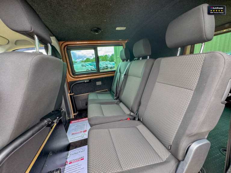 2023 Volkswagen Transporter Crew Cab LWB L2H1 T32 Tdi Kombi Highline Air Con Cam EURO 6 NO VAT Cr...