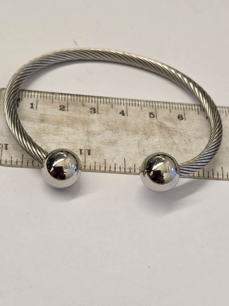 STAINLESS STEEL ROPE TORQUE BANGLE