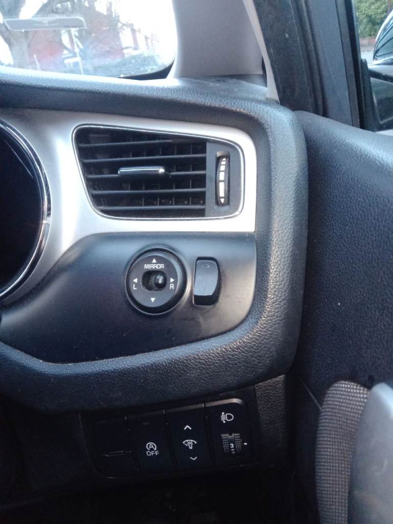 Kia, CEED, Hatchback, 2012, Manual, 1582 (cc), 5 doors