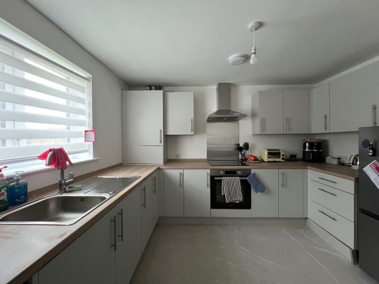 Fitted Units & Worktops – Available Mid November