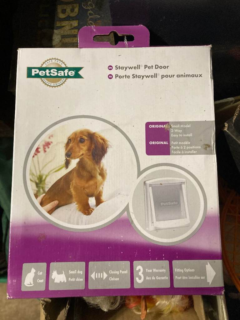 Petsafe Staywell cat/dog flap door.  Brand new in box