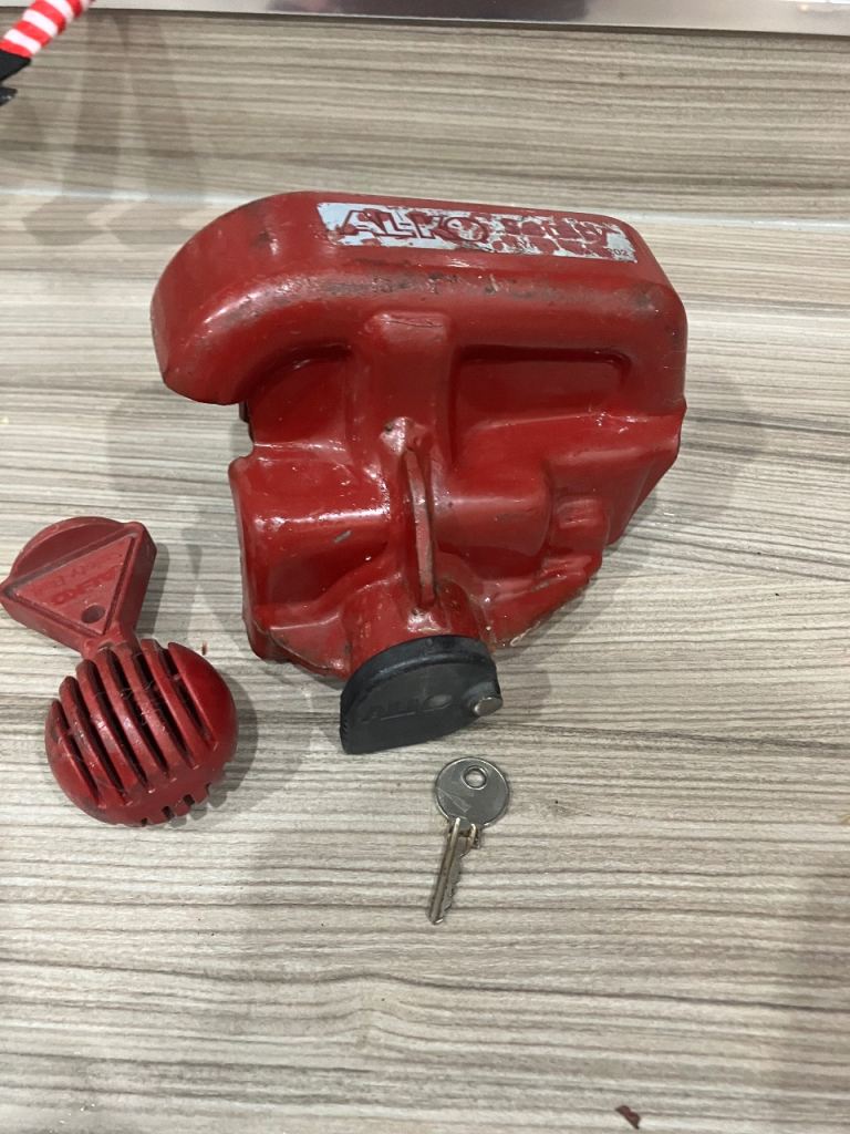 ALKO (AL-KO) Hitch Lock with Safety Ball