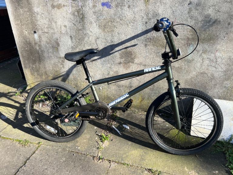  Mongoose BMX bike 20 inch