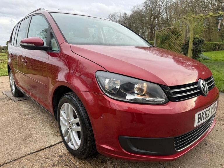 VOLKSWAGEN TOURAN 1.6 TDI SE Euro 5 5dr 2012