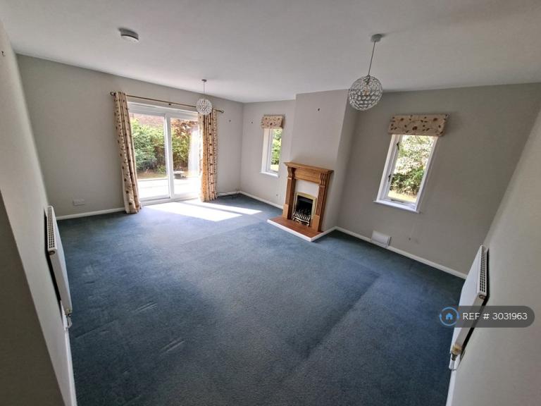 3 bedroom house in Glebe Gardens, Driffield, YO25 (3 bed) (#3031963)