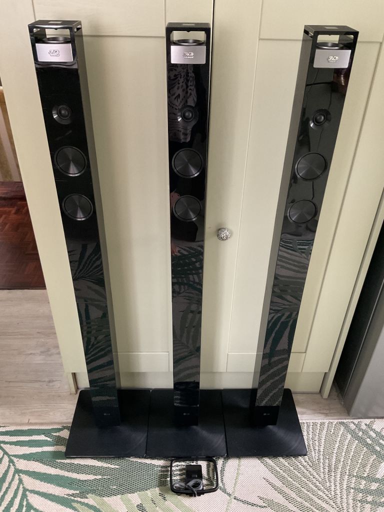 3 LG 3D Surround Sound TV Speakers
