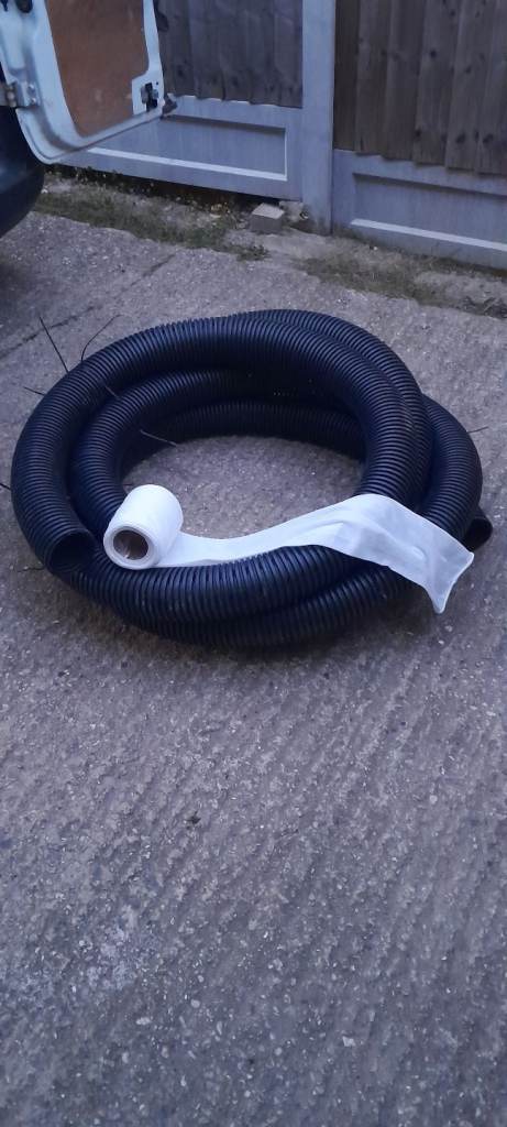 Land drainage french drain pipe 100mm x 8m with fabric sleeve