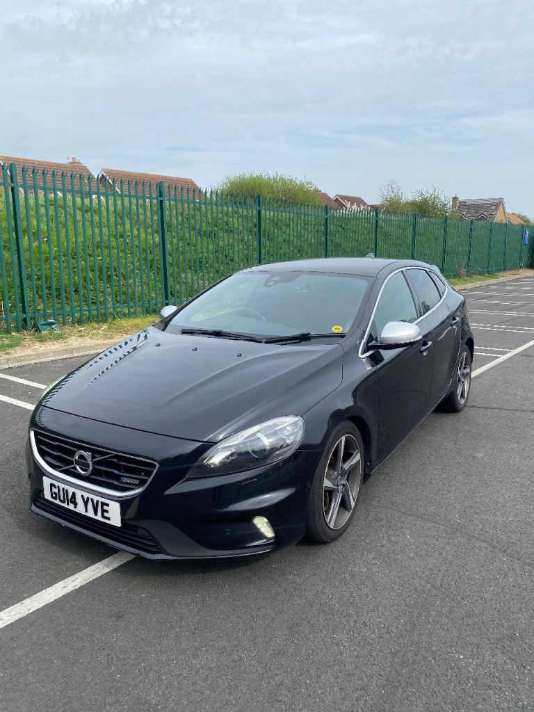 2014 Volvo v40 r-design