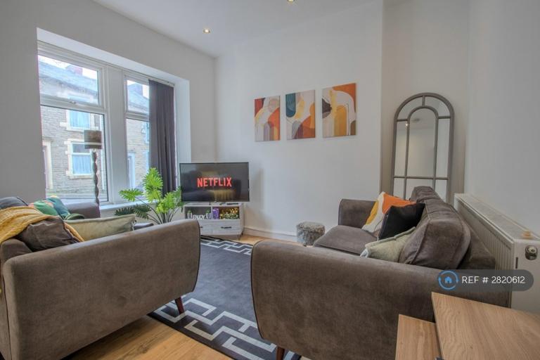 3 bedroom house in Sarah St, Darwen, BB3 (3 bed) (#2820612)