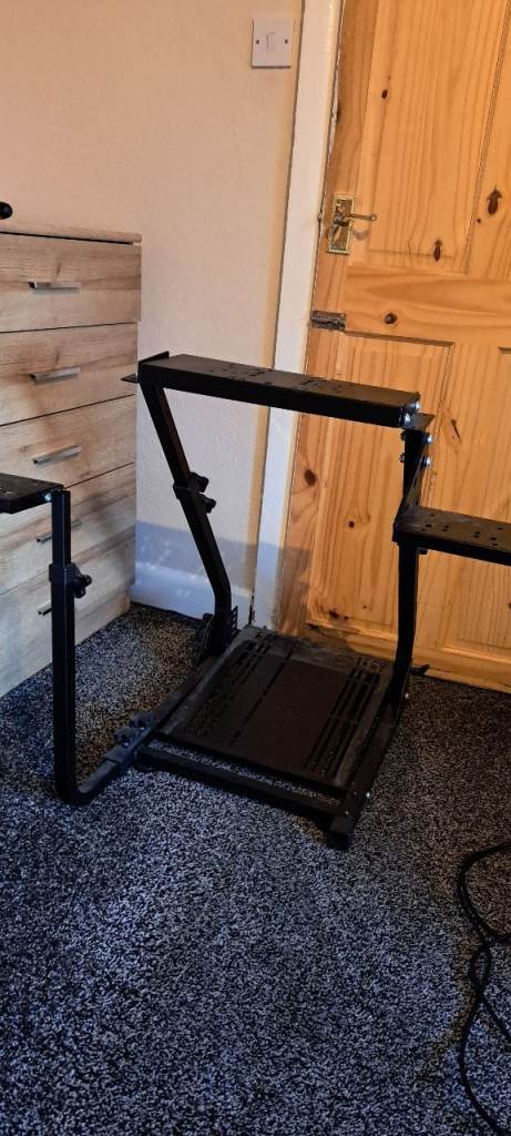 Gt omega racing stand