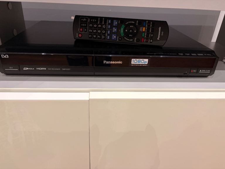 Panasonic DMR-EZ27 HDMI DVD Recorder and Player