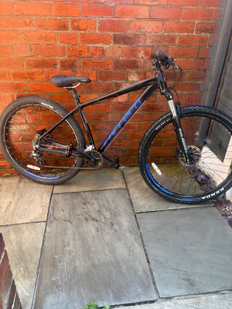 Carrera Hellcat 29er Mountain Bike 18” Medium Frame 29” Wheels