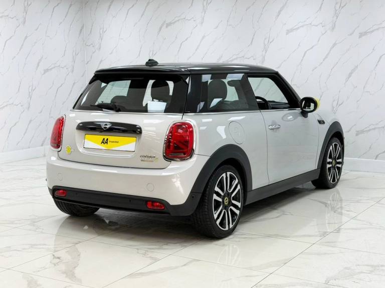 2021 MINI Electric Hatch Cooper SE 32.6kWh Level 3 Hatchback 3dr Electric Auto (184 ps) Hatchback...