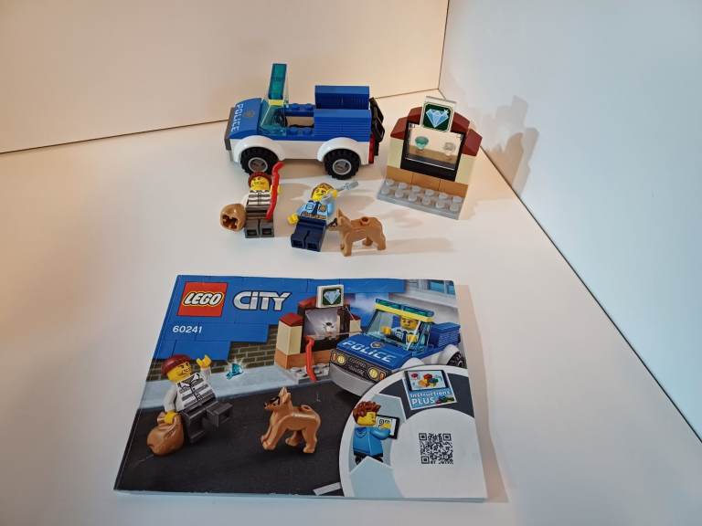 Lego set lego city number 60241