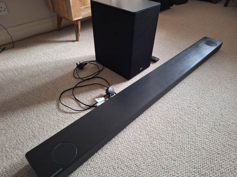 LG SL10YG 5.1.2 Channel Soundbar with Wireless Subwoofer