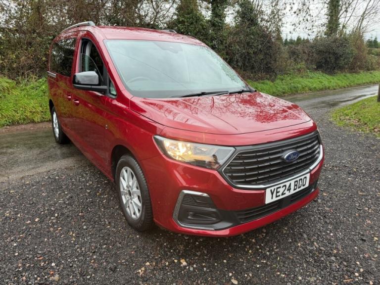  Ford Tourneo Connect 2.0 EcoBlue Titanium 5dr Auto 5 SEATS WHEELCHAIR Diesel