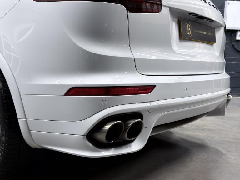 PORSCHE CAYENNE 3.0 V6 E-Hybrid S Platinum Edition 2017