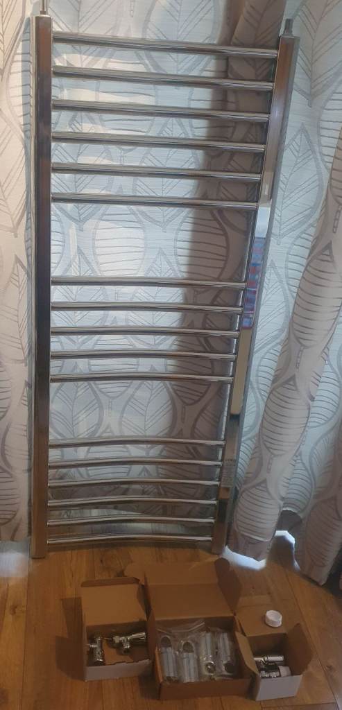 Curve Chrome Radiator - 1200mm x 500mm