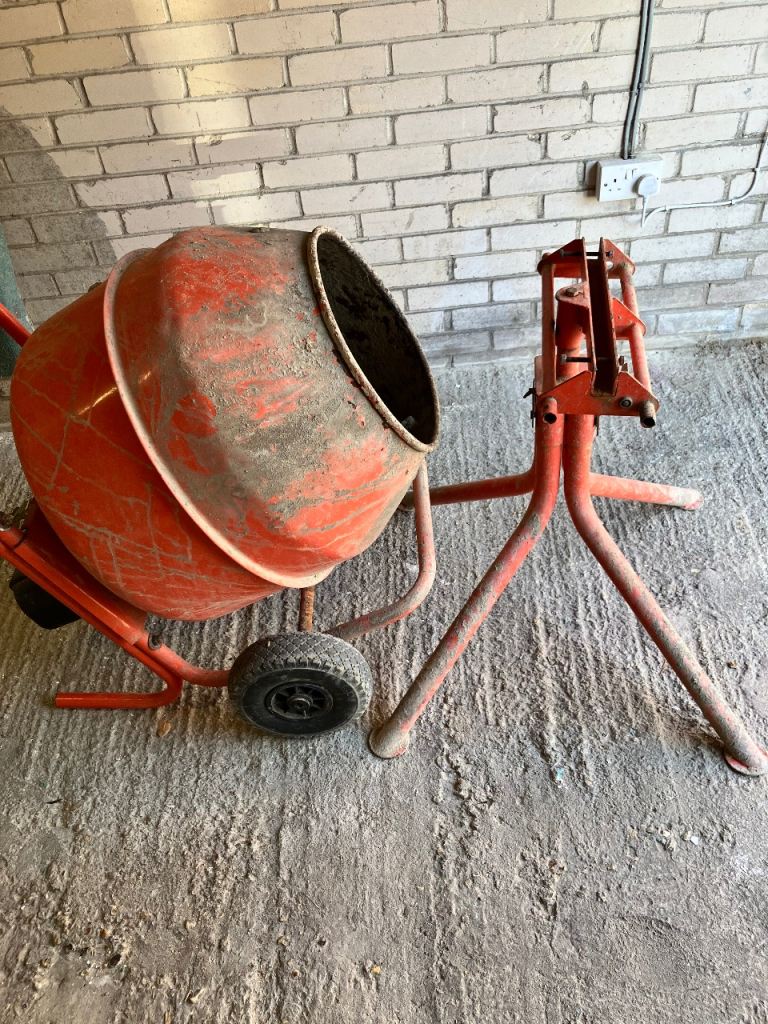 Cement Mixer 134 litre