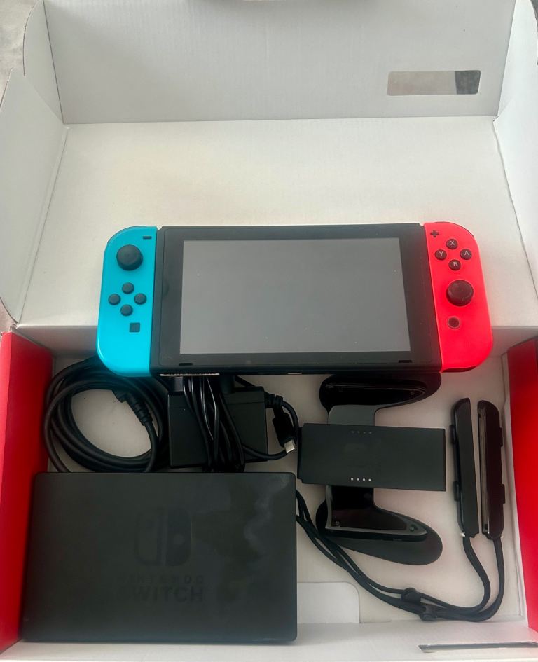 Nintendo Switch Console -perfect bundle 