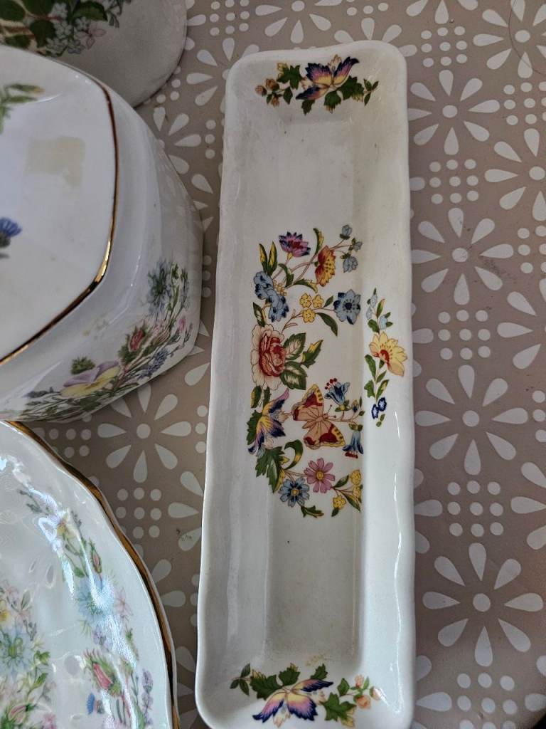 image for Aynsley fine bone china pieces